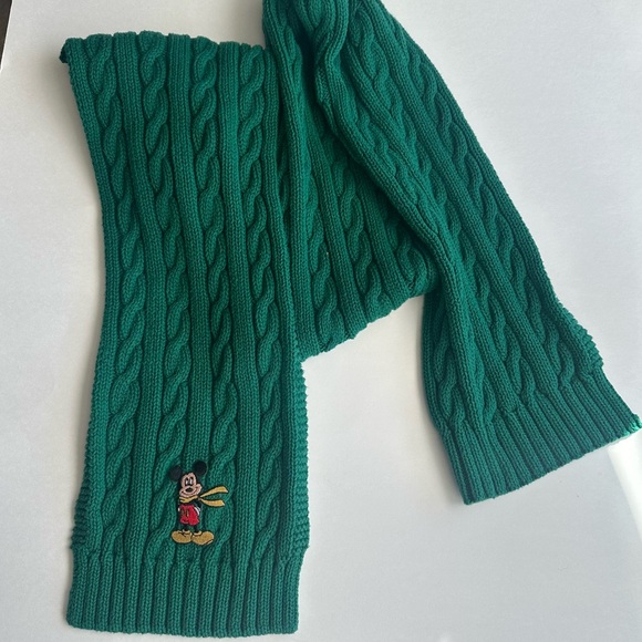 Vtg Mickey Disney Cable Knit Green Scarf w Patch - Picture 3 of 8